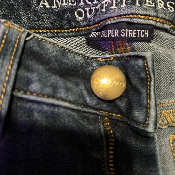 Women's American Eagle Outfitters Blue Jeans - Picture 6 of 8